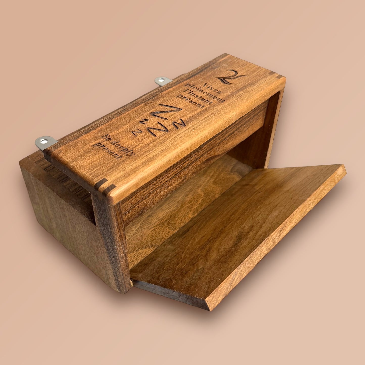 Boîte de rangement pour téléphone en noyer