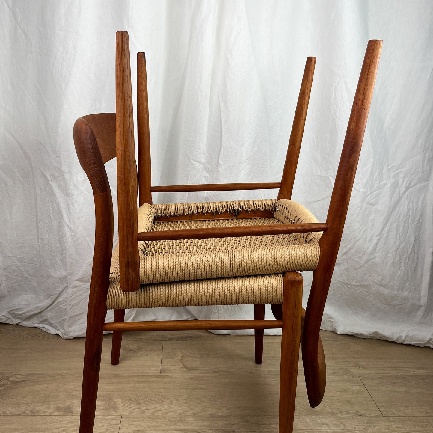 Lot de 2 chaises no. 75 en teck - Niels Otto Møller
