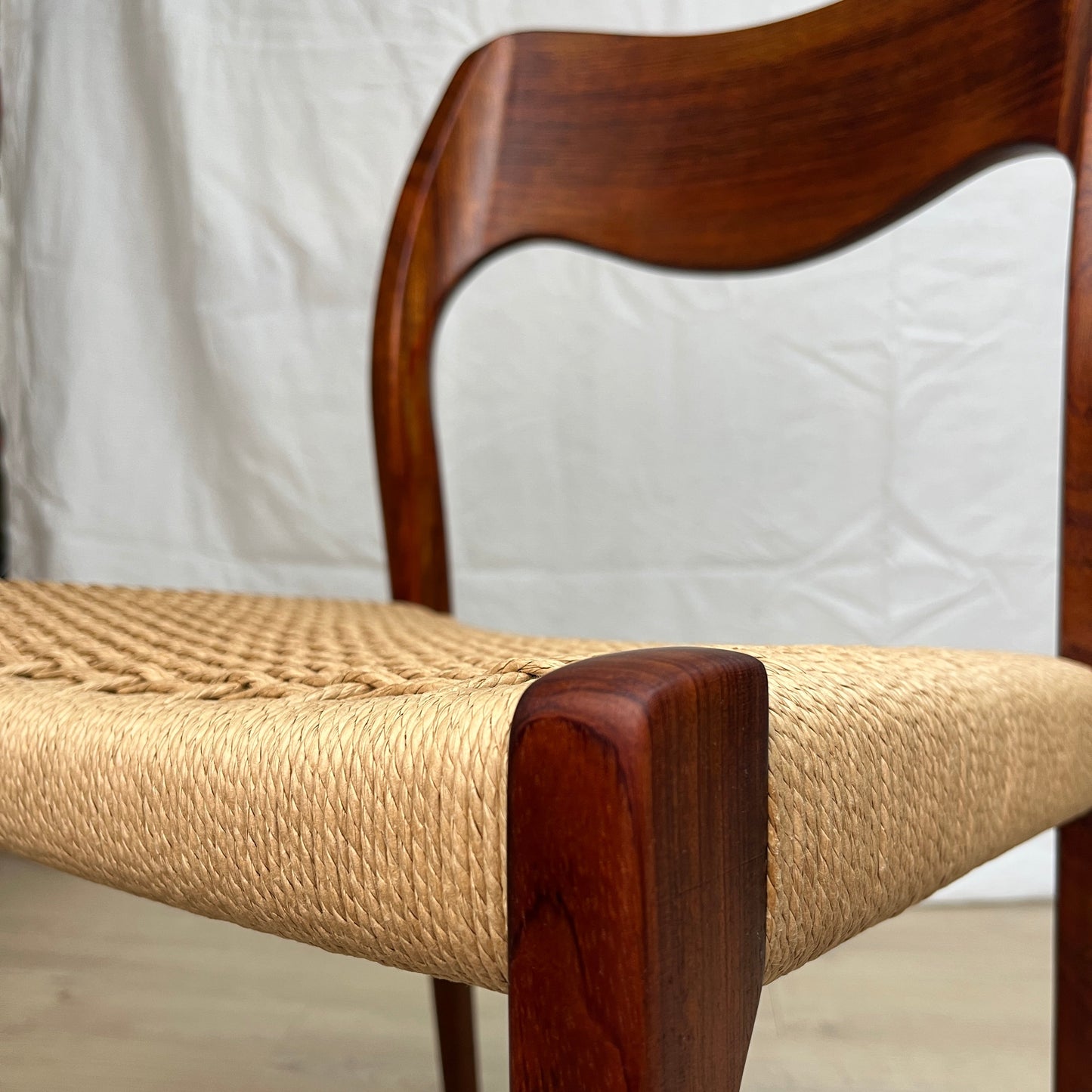 Rare : Chaises no. 71 en palissandre - Niels Otto Møller