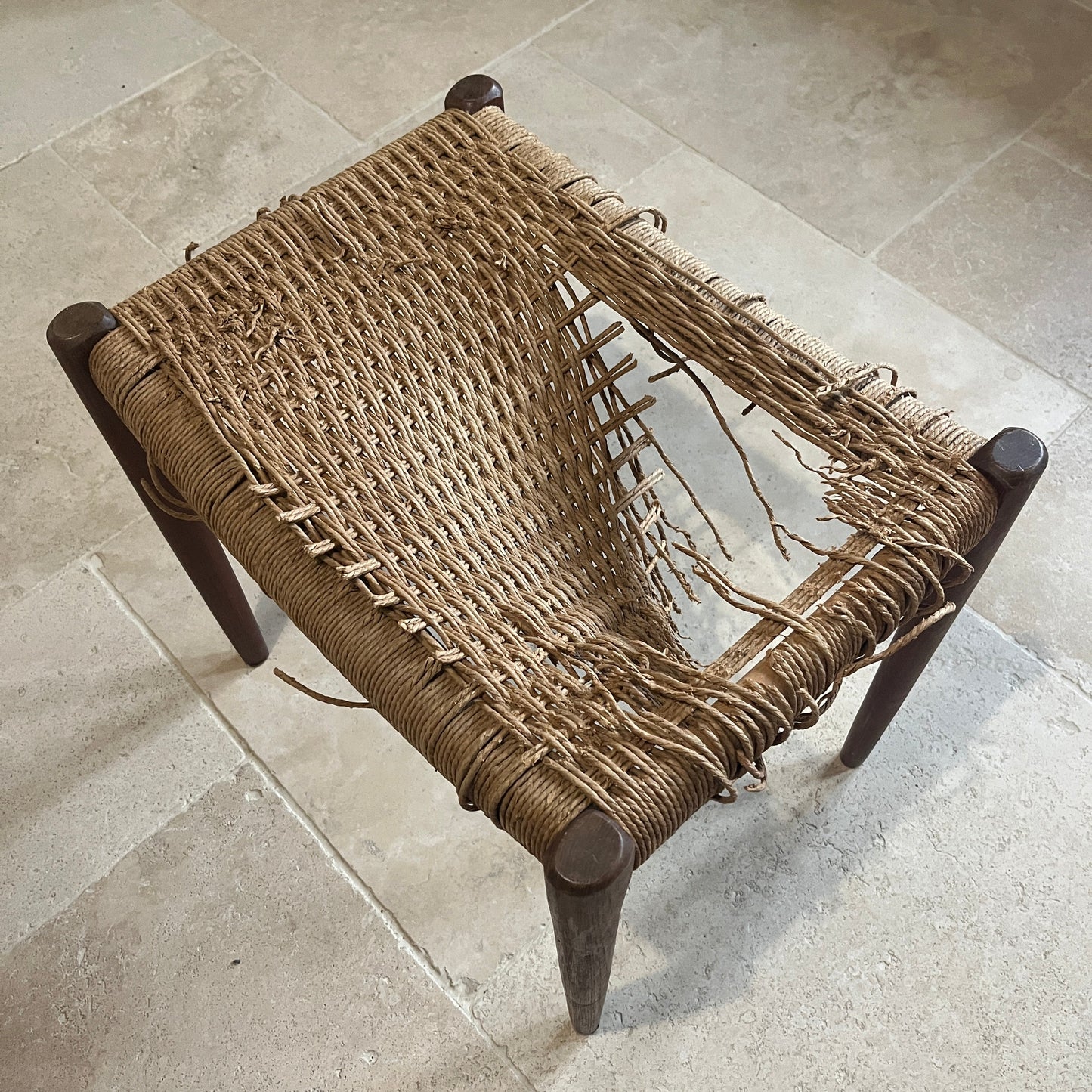 Tabouret en teck - modèle 80A, Niels Otto Møller (1963)