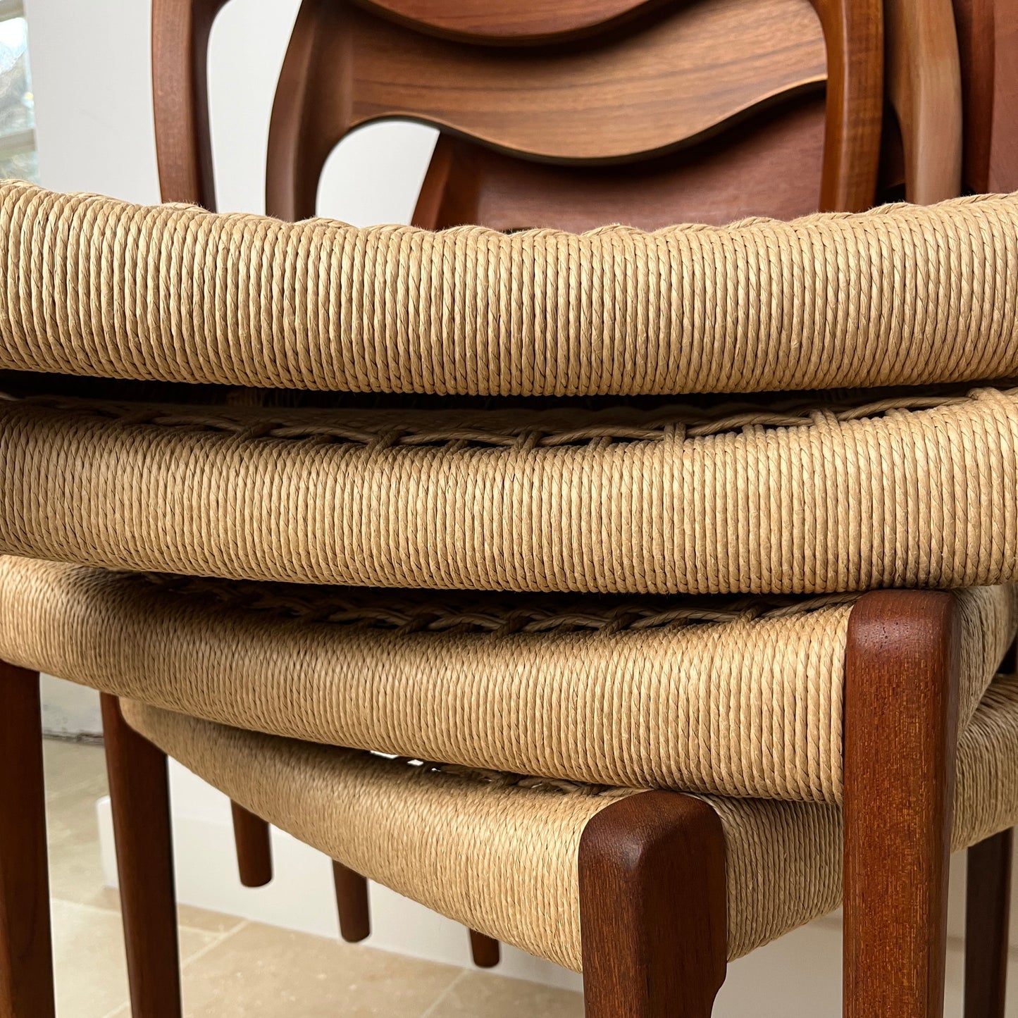 Lot de 4 chaises No. 71 en teck - Niels Otto Moller